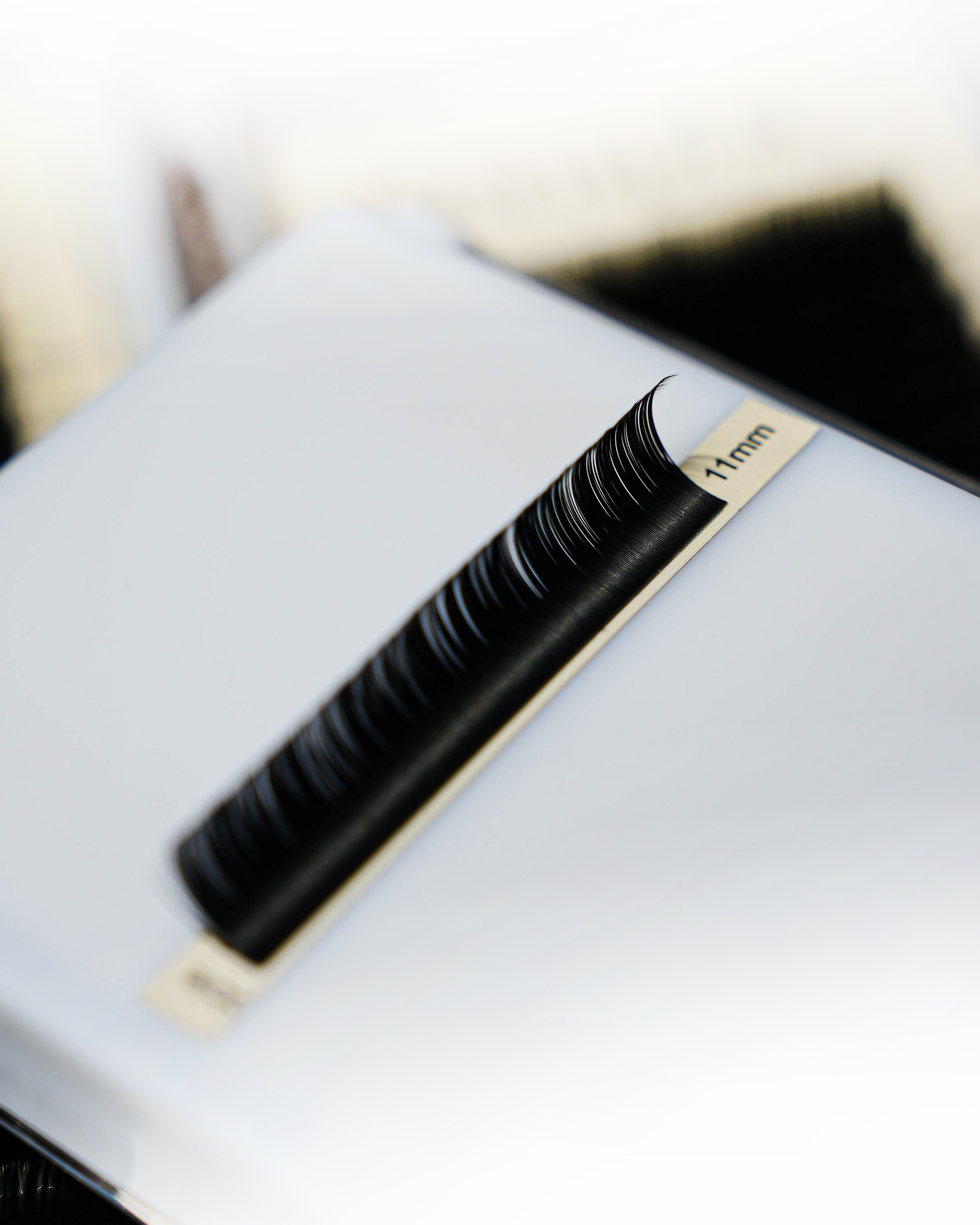 Mixed Length Universal Lash Trays